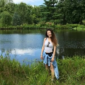 Meet your Posher, Zoe